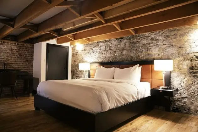 Deluxe Çatı Katı (Loft)
