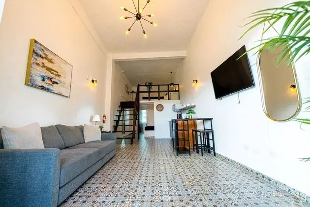 City Çatı Katı (Loft)