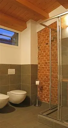 Deluxe Tek Büyük Yataklı Oda, Avlu Manzaralı