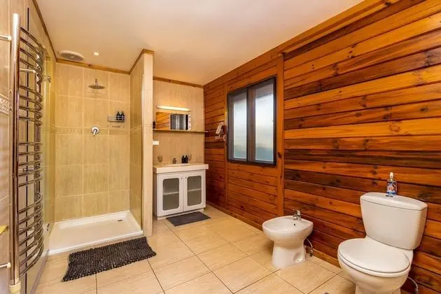 Vineyard Cabin