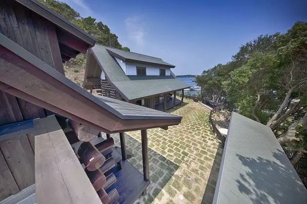 Villa (LOG FOREST)