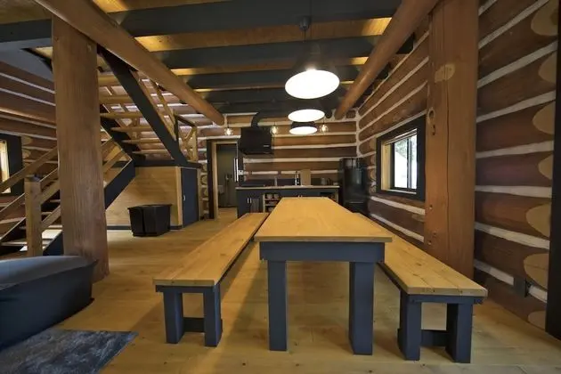 Villa (LOG OCEAN)