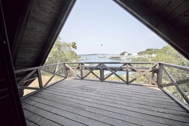 Villa (LOG OCEAN)