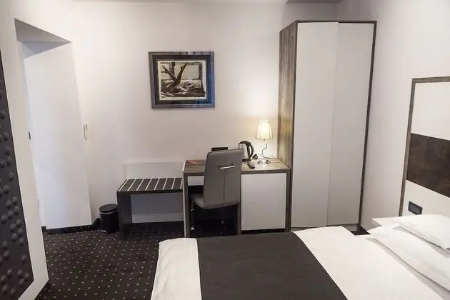 Luxury Tek Büyük veya İki Ayrı Yataklı Oda