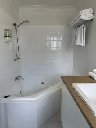 Executive Oda, Sigara İçilmez, Jakuzi (Executive Family Suite)