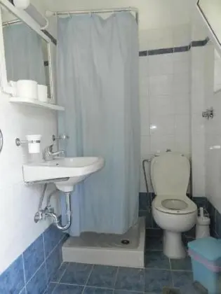 Apart Daire, Birden Çok Yatak, Sigara İçilebilir