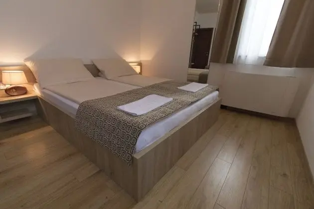 Economy Tek Büyük Yataklı Oda