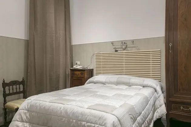 Tek Kişilik Oda, Ortak Banyo