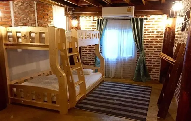 Family Oda, Şehir Manzaralı