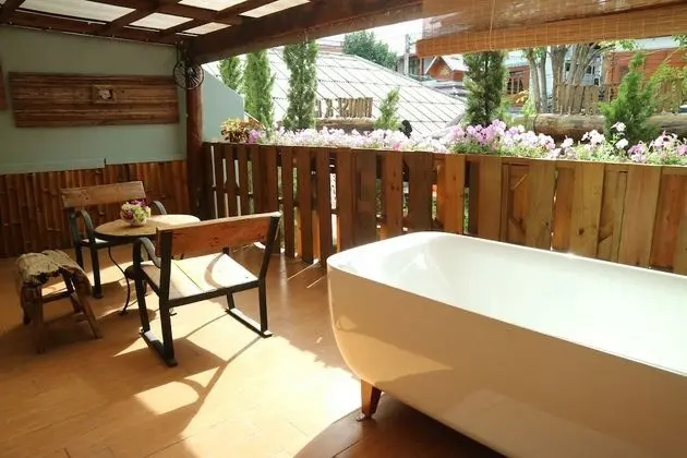 Family Oda, Şehir Manzaralı