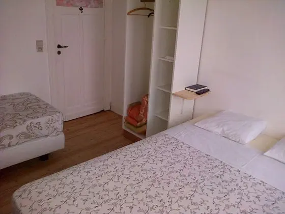 Basic Üç Kişilik Oda