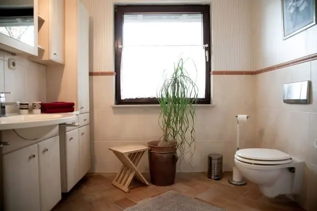 Apart Daire, 1 Büyük (Queen) Boy Yatak ve Çekyat (Logis 2)