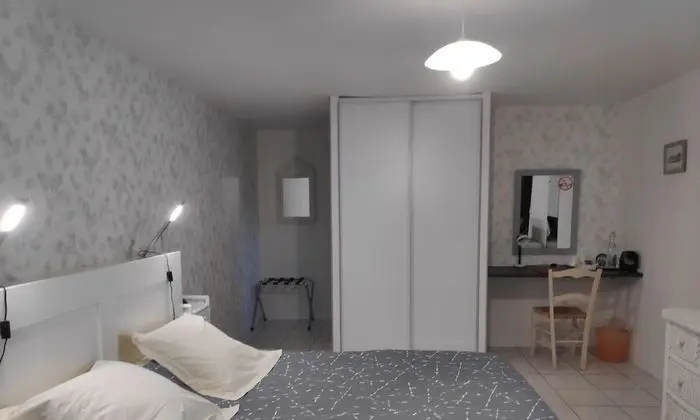 Tek Büyük Yataklı Oda (Coquelicot)