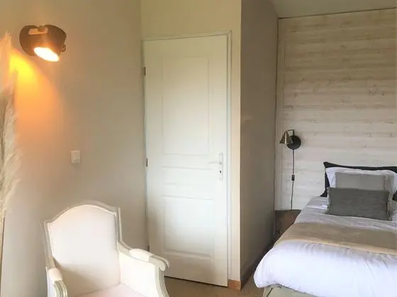 Superior Tek Büyük Yataklı Oda, Özel Banyo, Bahçe Manzaralı