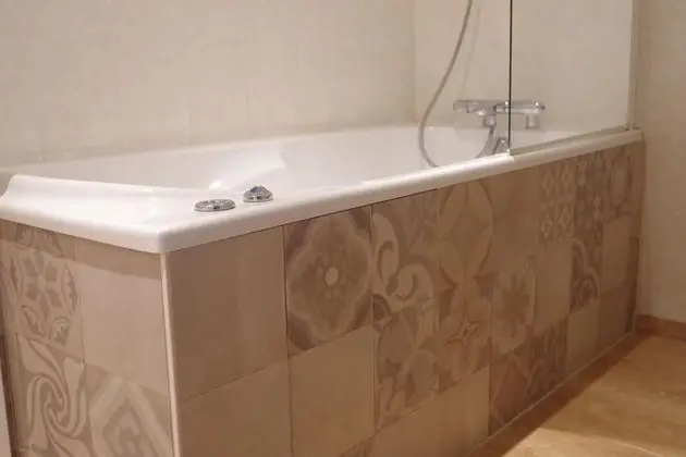 Apart Daire (Michèle Mercier)