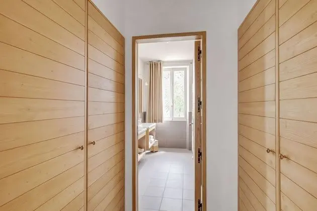 Superior Üç Kişilik Oda, Banyolu/Duşlu, Üzüm Asması Manzaralı (Chambre)