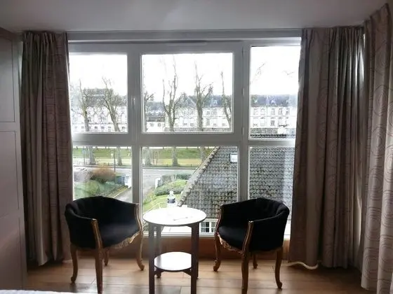 Superior Tek Büyük Yataklı Oda