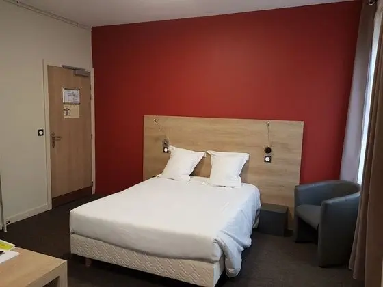 Standard Tek Büyük Yataklı Oda