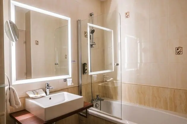 Comfort Tek Büyük Yataklı Oda