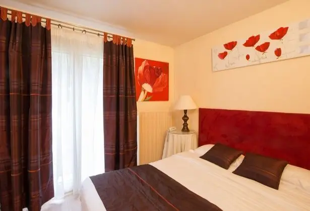 Standard Tek Büyük Yataklı Oda