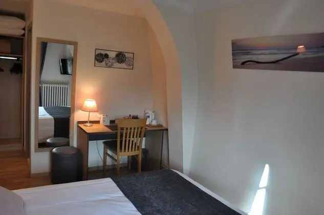 Classic Tek Büyük Yataklı Oda, 1 Büyük (Queen) Boy Yatak