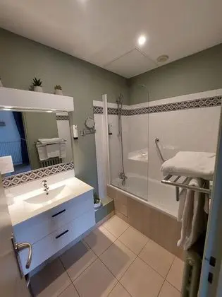 Superior Tek Büyük Yataklı Oda, 1 Büyük (Queen) Boy Yatak ve Çekyat