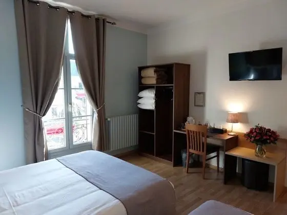 Üç Kişilik Oda, Birden Çok Yatak