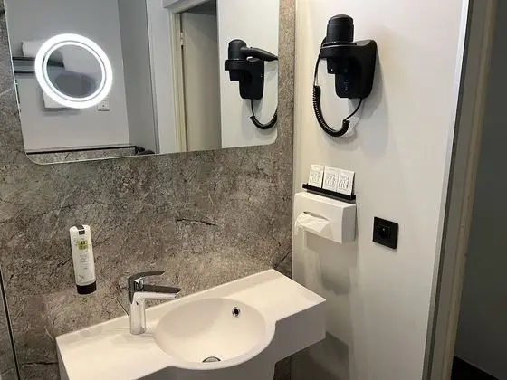 Standard Oda, 1 Çift Kişilik Yatak