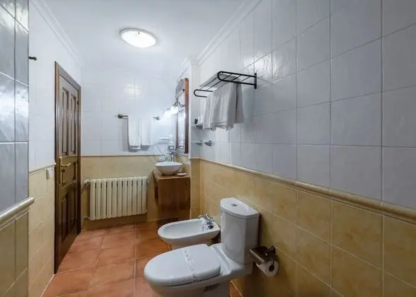 Standard Tek Büyük veya İki Ayrı Yataklı Oda