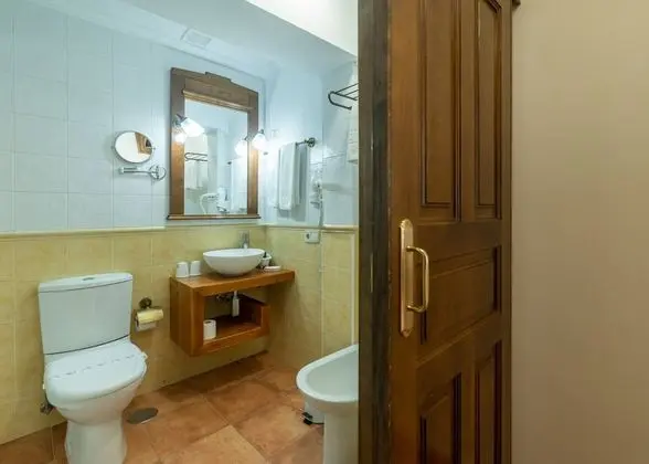 Standard Tek Büyük veya İki Ayrı Yataklı Oda