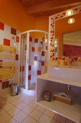 Traditional Üç Kişilik Oda (Aix)