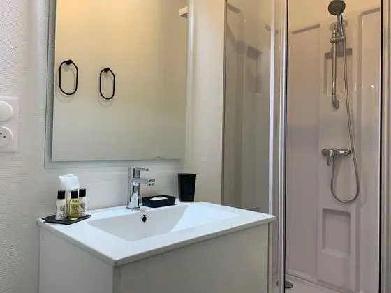 Superior Tek Büyük Yataklı Oda (RDC )