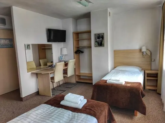 Standard Tek Büyük Yataklı Oda