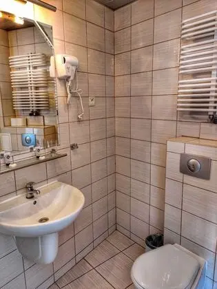 Standard Tek Büyük Yataklı Oda