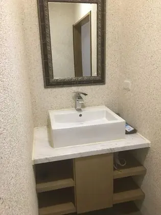 Standard Tek Büyük Yataklı Oda