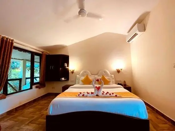 Luxury Oda