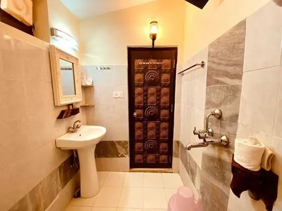 Luxury Oda