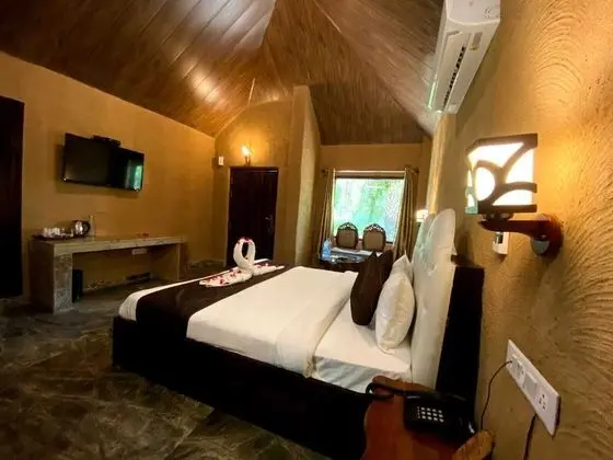 Luxury Oda (Village Theme (Plunge Pool))