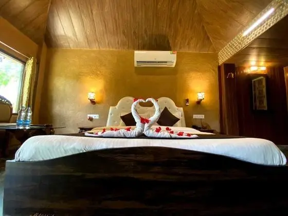 Luxury Oda (Village Theme (Plunge Pool))