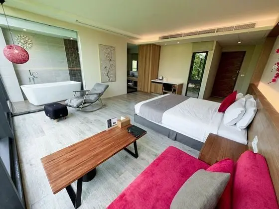 Luxury Tek Büyük Yataklı Oda, 1 En Büyük (King) Boy Yatak, Bahçe Manzaralı