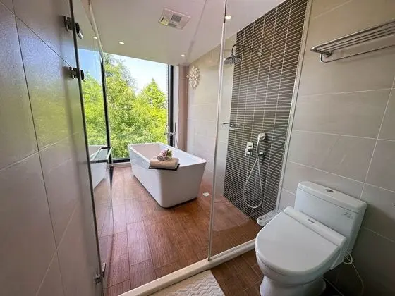 Luxury Tek Büyük Yataklı Oda, 1 En Büyük (King) Boy Yatak, Bahçe Manzaralı