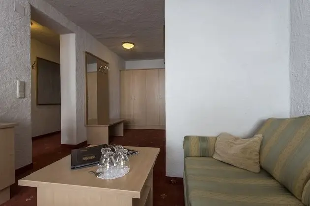 Family Oda, 2 Yatak Odası, Balkon, Dağ Manzaralı (Schneerose)