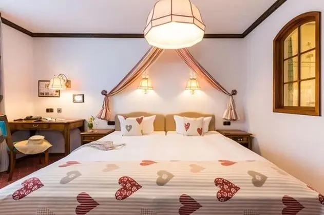 Standard Tek Büyük Yataklı Oda