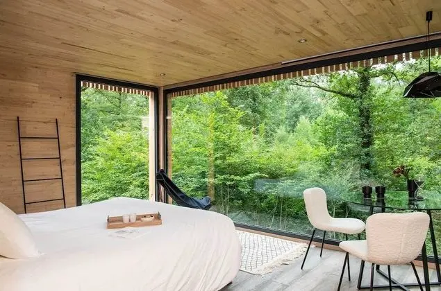 Design Süit (Jacques Bosser Uzume)