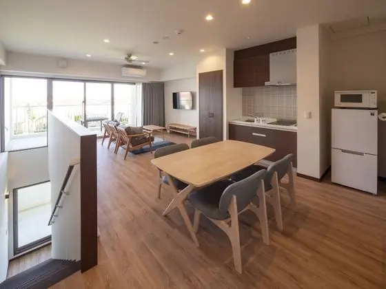 Family Oda, Sigara İçilmez (Condo Suite Maisonette)