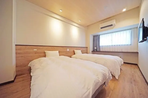 Family Oda, Sigara İçilmez (Condo Suite Maisonette)