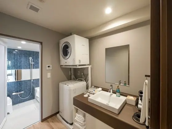 Family Oda, Sigara İçilmez (Condo Suite Maisonette)