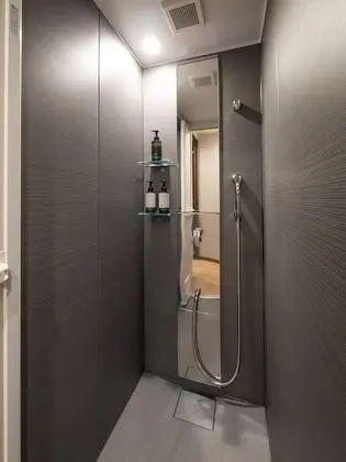 Family Oda, Sigara İçilmez (Condo Suite Maisonette)