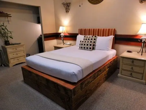 Standard Oda, 1 Büyük (Queen) Boy Yatak, Bahçe Manzaralı (Lokahi Lodge)