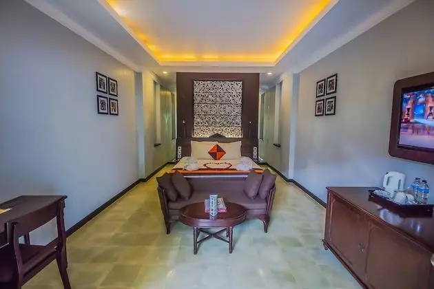 Super Deluxe Double, Pool Access